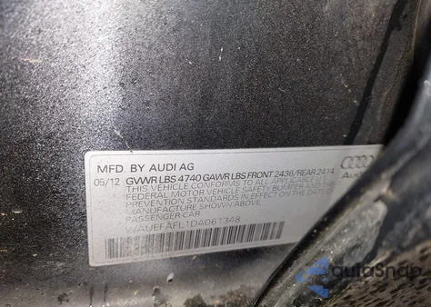 2013 Audi A4 2.0T Premium z USA, uszkodzony, nr VIN WAUEFAFL1DA061348